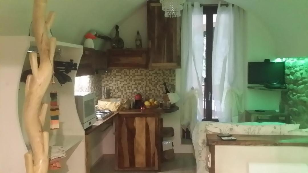 B&B Il Libro Verde Дольчеаккуа Екстер'єр фото